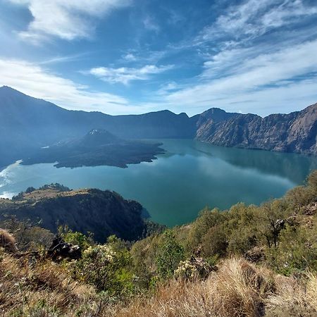 Ila Homestay Senaru Esterno foto