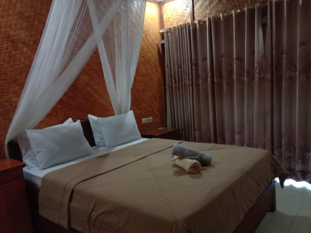 Ila Homestay Senaru Esterno foto