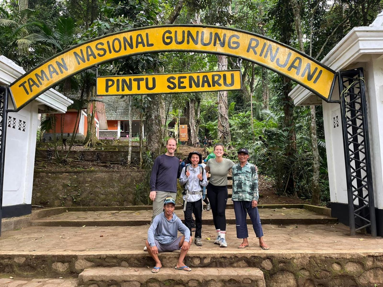 Ila Homestay Senaru Esterno foto