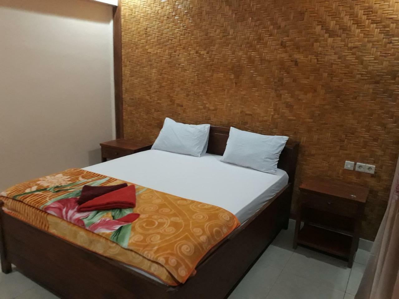 Ila Homestay Senaru Esterno foto